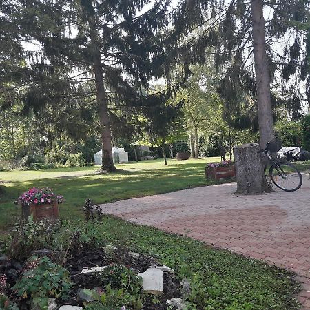 Val Des Bois Bed & Breakfast Warmeriville Luaran gambar
